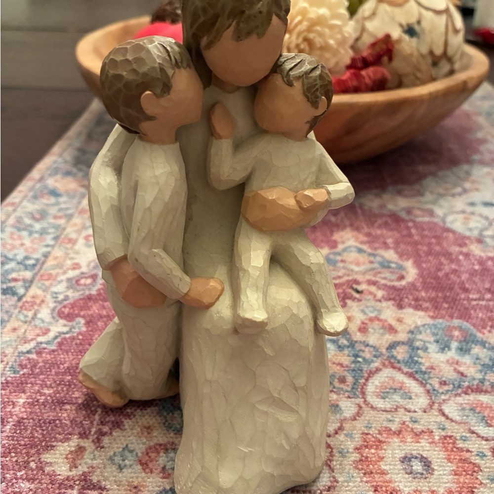 EUC Willow Tree “Quietly” Figurine -Mother & 2 Boys